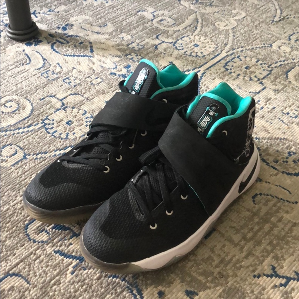Boys Youth Nike Kyrie basketball shoes